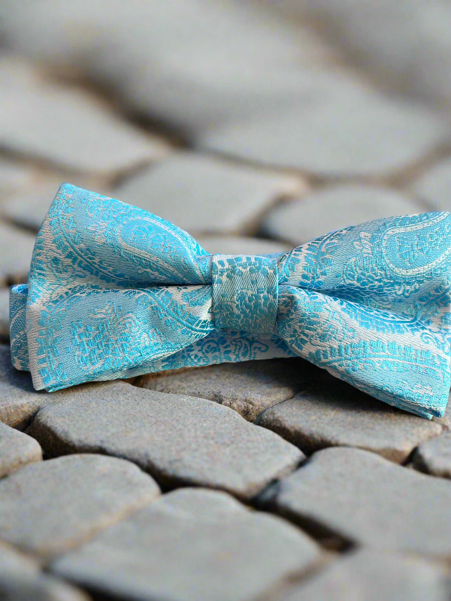 Bow tie