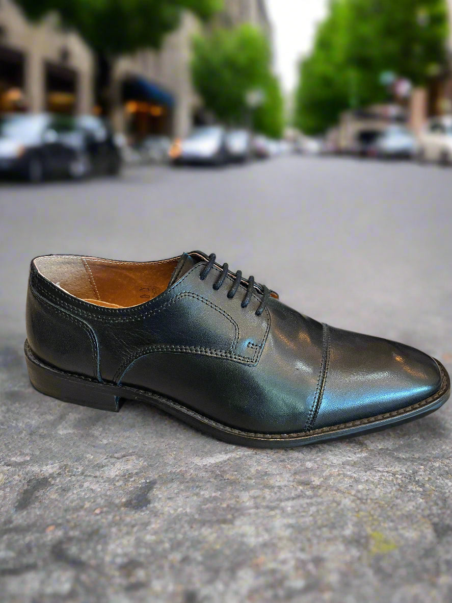 Event by PARC black shoe