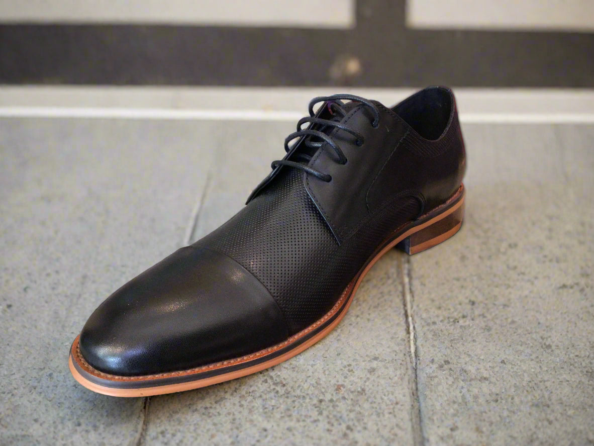 Alpha and steel black shoe